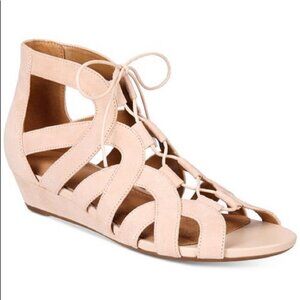 Clarks Womens Size 8 Nude Parram Lux Sandal Artisan Lace Up Gladiator Suede Shoe